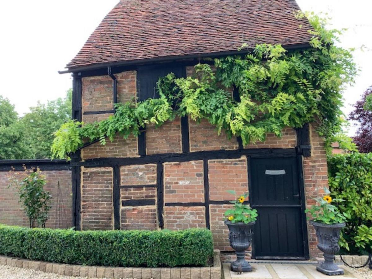 The Malt House Hotel Aylesbury  Exterior foto